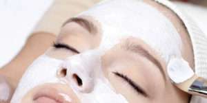 Utsukusy Basic Line Gesichtsmaske